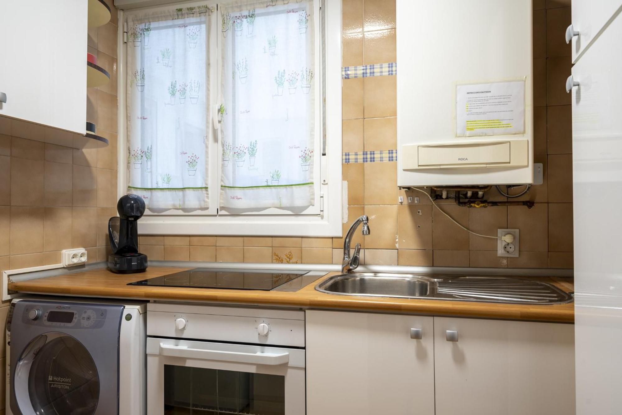 Castilla Con Parking Apartment *